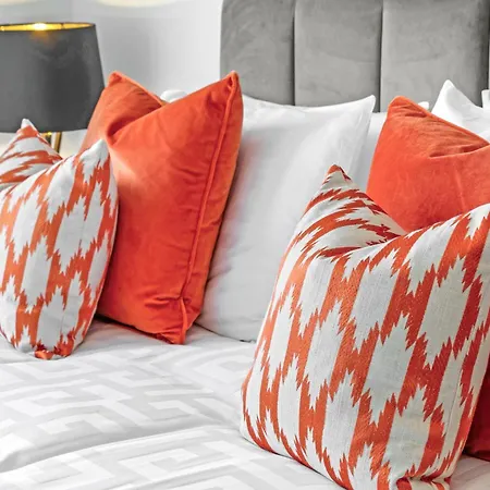 47 With Free Secure Parking And Onsite Gym * Йорк