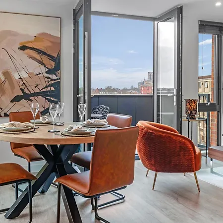 47 With Free Secure Parking And Onsite Gym Апартаменты *