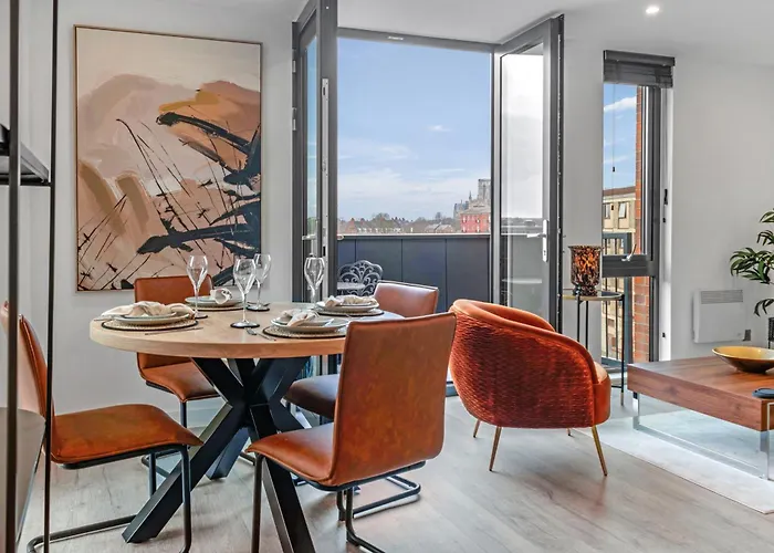 47 With Free Secure Parking And Onsite Gym Διαμέρισμα *