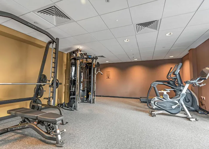 47 With Free Secure Parking And Onsite Gym Lägenhet York