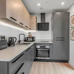 47 With Free Secure Parking And Onsite Gym York